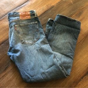 Levi 504 jeans